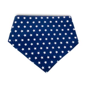 Bandana Artesanal Con Estrellas Y Fondo Azul Marino